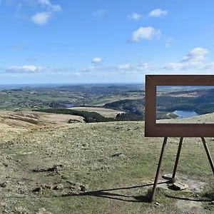 Moonwind Holmfirth
